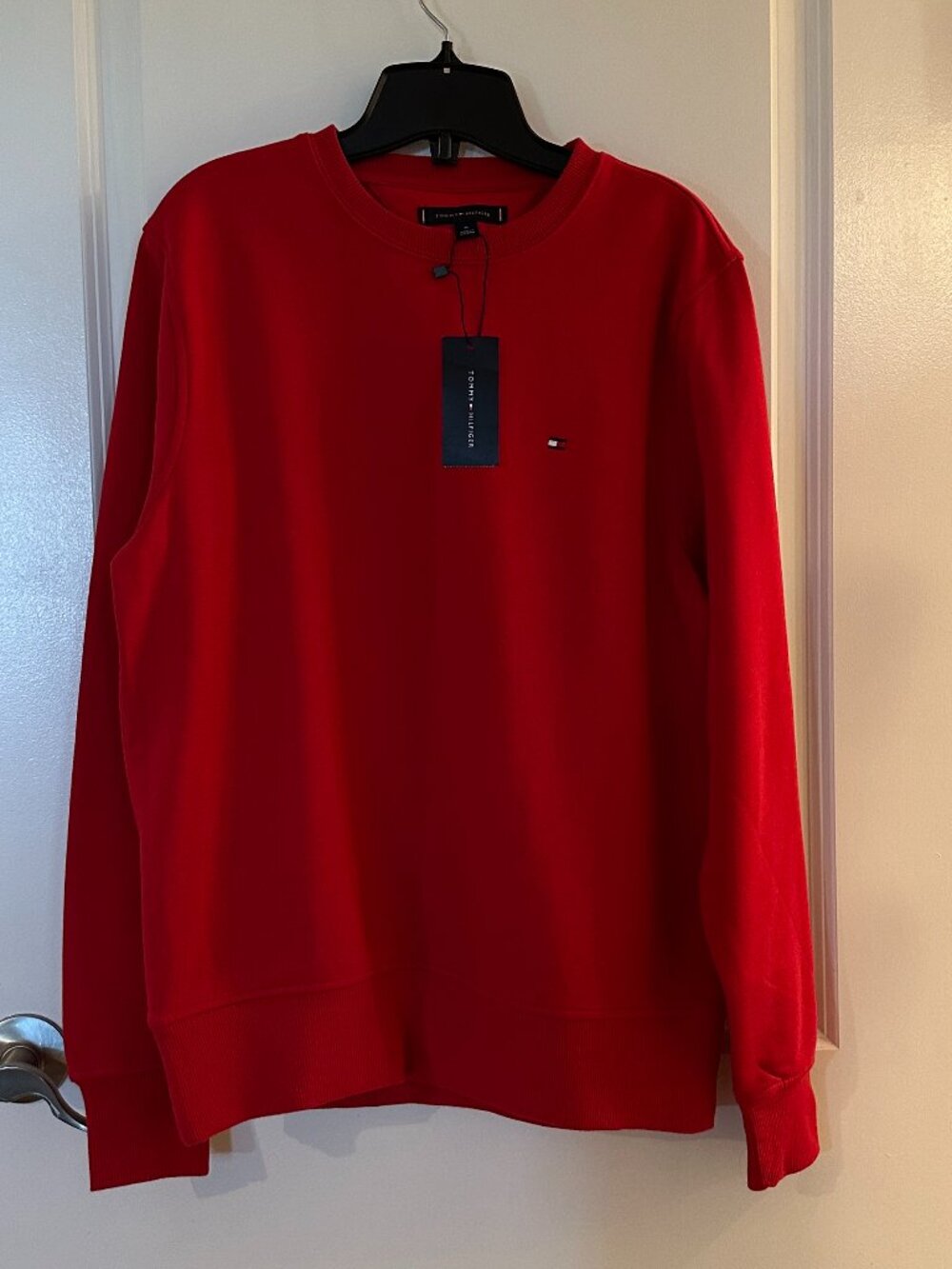 Tommy Hilfiger Women's Pull Over Size M  NWT